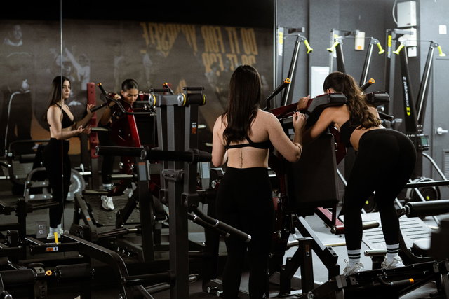  Roxana Glute Class Membership | 4 Classes/Month