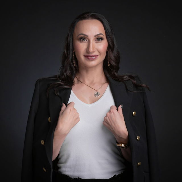 Your Postpartum Coach Violetta
