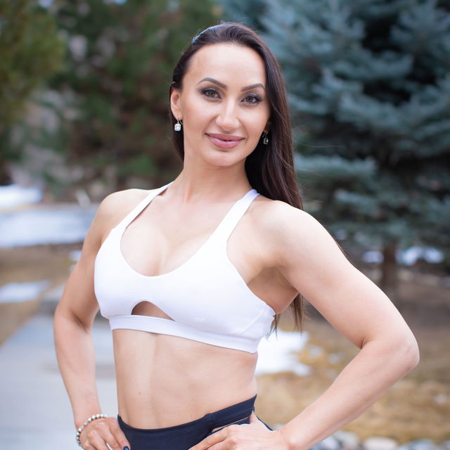 Your Postpartum Coach Violetta